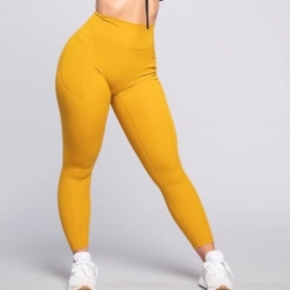 PARAGON Fitwear Luxora Legging - S / Honey Mustard